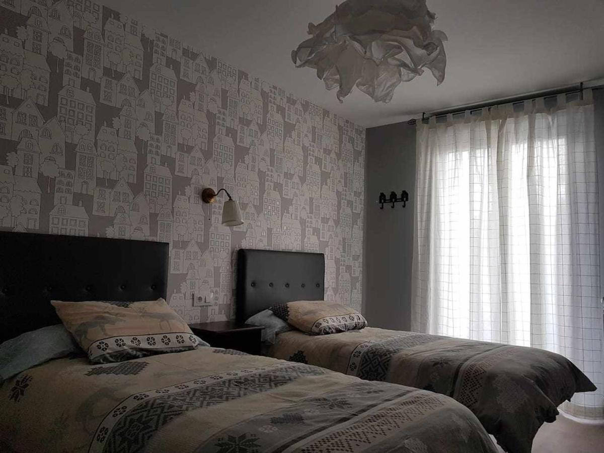 Serendipia Apartamentos 3 Logroño Esterno foto